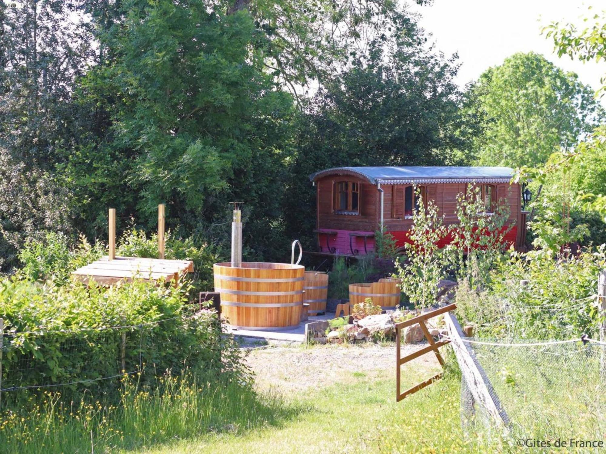 La Lande-de-GoultMaison Isolee Avec Spa Nordique, Piscine Et Jardin Privatif Au Coeur De La Nature - Fr-1-497-116别墅 外观 照片